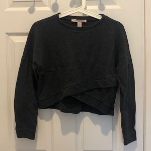 XS Forever 21 Dark Grey Cropped Sweater